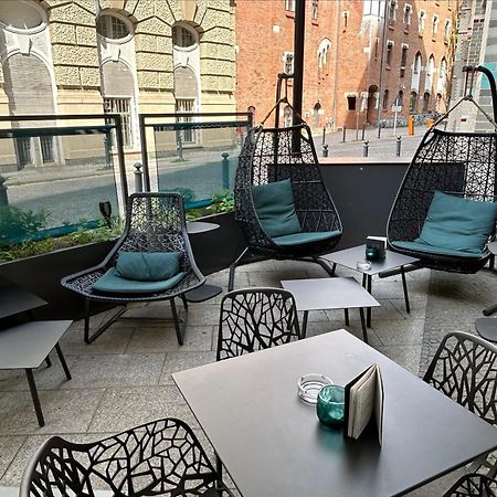Motel One Frankfurt-Eastside Frankfurt am Main Bagian luar foto
