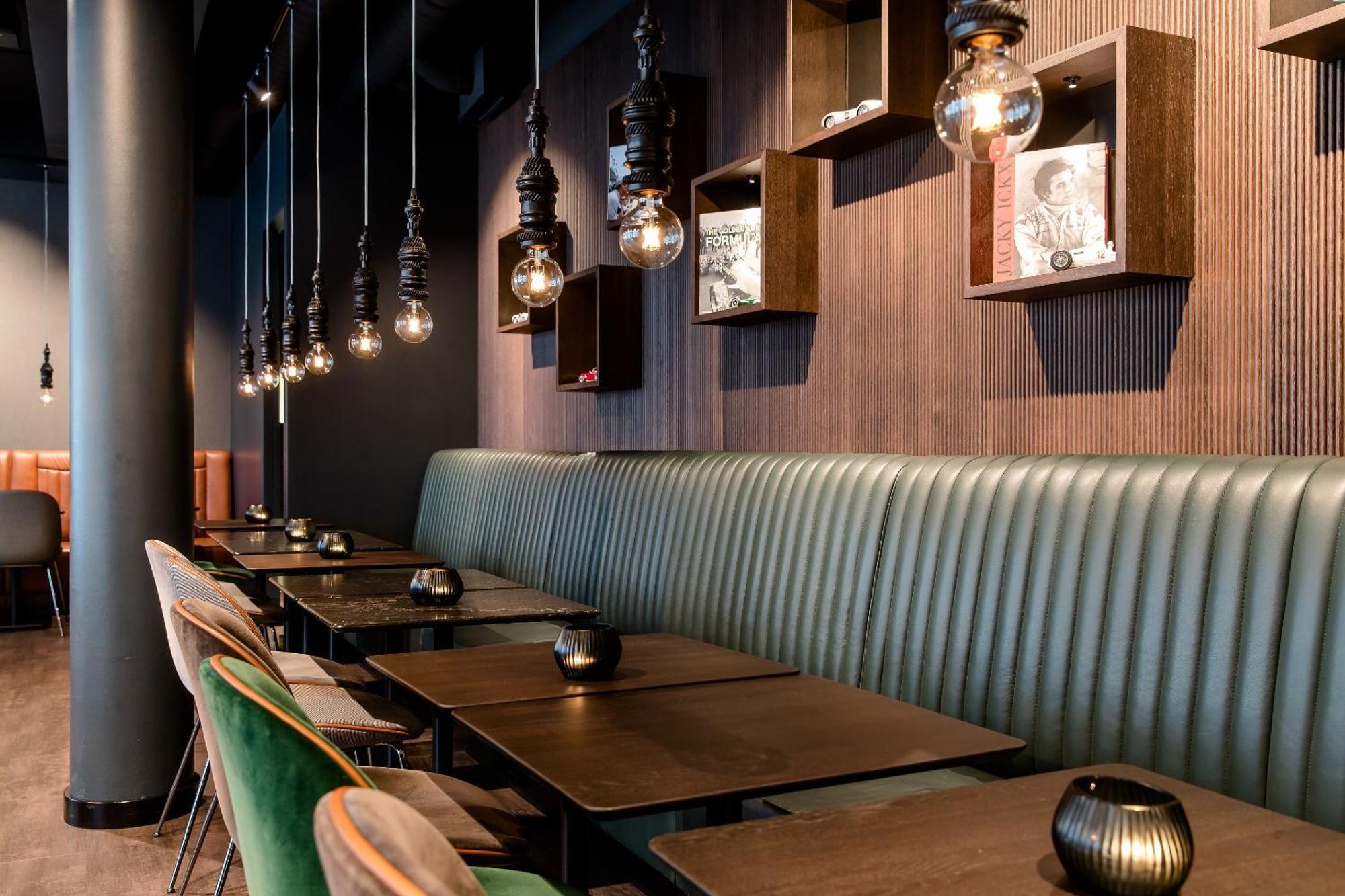 Motel One Frankfurt-Eastside Frankfurt am Main Bagian luar foto