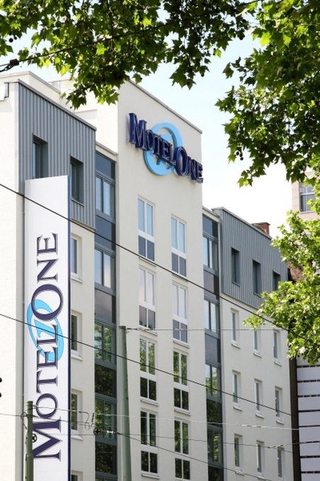 Motel One Frankfurt-Eastside Frankfurt am Main Bagian luar foto